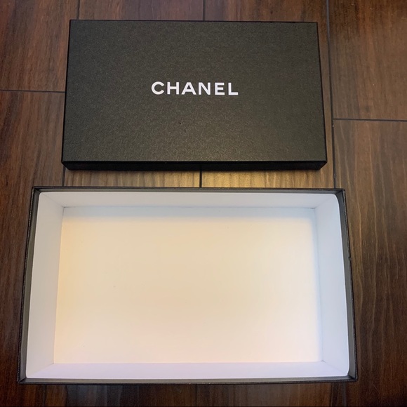 Chanel box (empty) - Picture 5 of 5